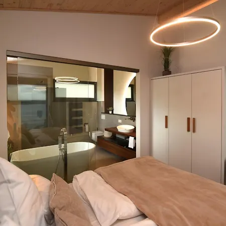 Petit 69 - Am Hainer Дом отдыха Neukieritzsch