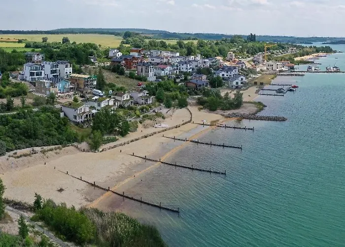 Petit 69 - Am Hainer بيت للعطل Neukieritzsch