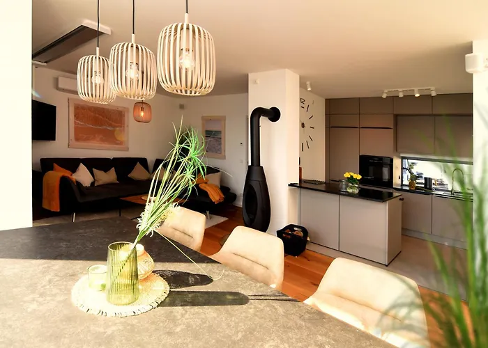 Petit 69 - Am Hainer بيت للعطل